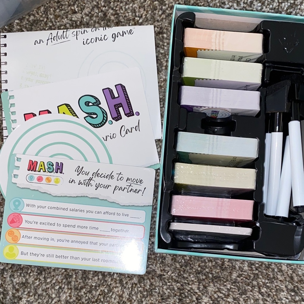 💙 M.A.S.H. Party Game - Colorful Box Bin J - Picture 9 of 10